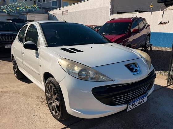 PEUGEOT 207 1.4 XR 8V FLEX 4P MANUAL PEUGEOT 207 1.4 XR 8V FLEX 4P MANUAL